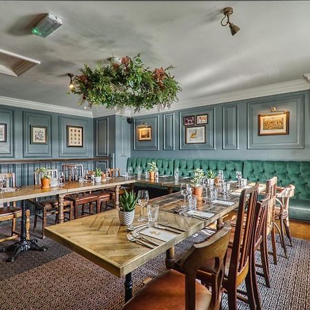Отель The Wellington Arms - Basingstoke-Reading Heckfield Экстерьер фото