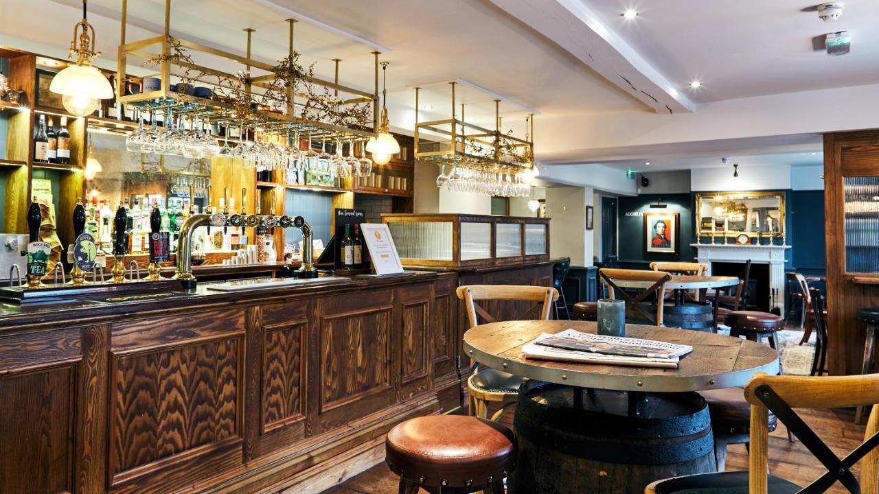 Отель The Wellington Arms - Basingstoke-Reading Heckfield Экстерьер фото
